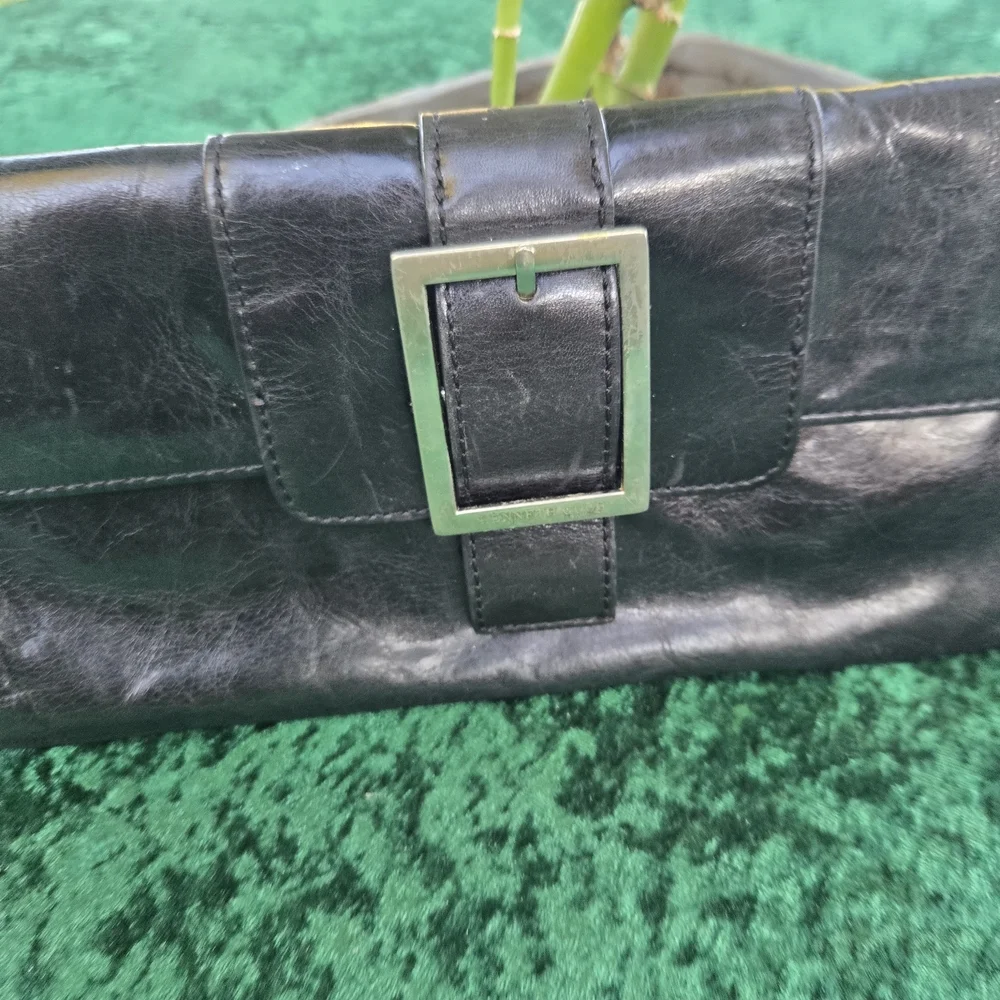 Kenneth Cole Reaction Black Leather Cosmetic Clutch 395
